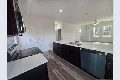 130 Jenkins Street, Dunn, NC 28334 - Photo 5