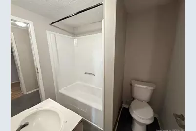 618 Dashland Drive, Fayetteville, NC 28303 - Photo 9