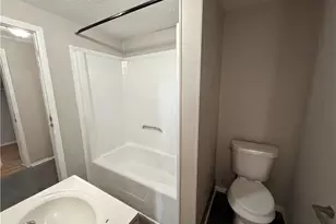 618 Dashland Dr, Fayetteville, NC 28303 - Photo 9