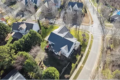 10205 Treetop Lane, Cornelius, NC 28031 - Photo 5