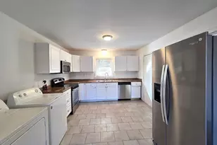 1008 Hope Mills Rd, Fayetteville, NC 28304 - Photo 3