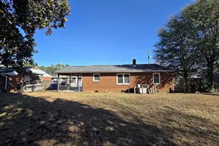 1008 Hope Mills Rd, Fayetteville, NC 28304 - Photo 11