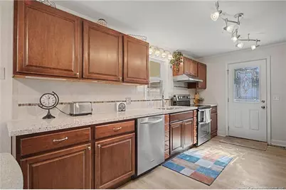 5219 Redwood Drive, Fayetteville, NC 28304 - Photo 15