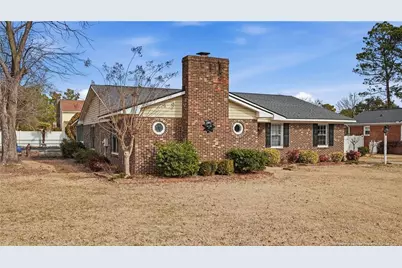 3718 Floyd Drive, Hope Mills, NC 28348 - Photo 3