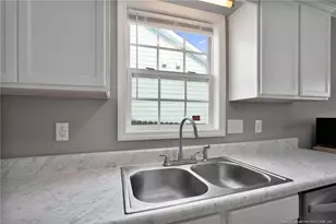 3129 Nontucket Ln, Hope Mills, NC 28348 - Photo 13