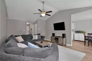 3129 Nontucket Ln, Hope Mills, NC 28348 - Photo 7