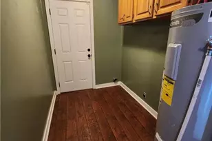 6831 Candlewood Dr, Fayetteville, NC 28314 - Photo 9