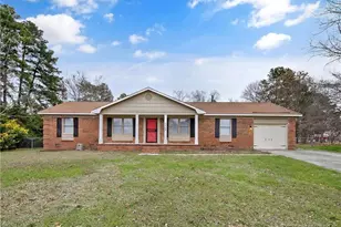 5904 Lake Terrace Ct, Fayetteville, NC 28304 - Photo 1