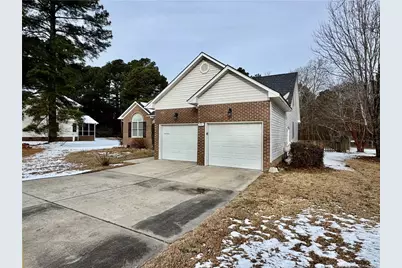 271 Stone Cross Drive, Spring Lake, NC 28390 - Photo 3