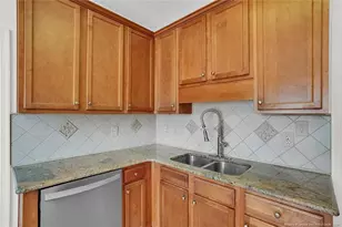 3605 Heatherbrooke Dr, Fayetteville, NC 28306 - Photo 17