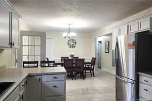 263 Brewster Dr, Fayetteville, NC 28303 - Photo 9