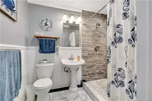 415 E 3rd Ave, Red Springs, NC 28377 - Photo 33