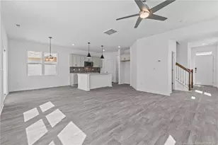 4542 Bunkers Bay Ln, Hope Mills, NC 28371 - Photo 5