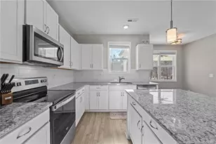 218 Woodsrun St, Raeford, NC 28376 - Photo 15