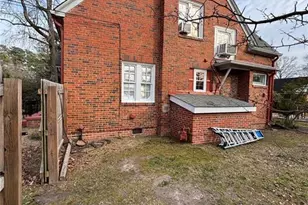 201 W 17th Street W, Lumberton, NC 28358 - Photo 5