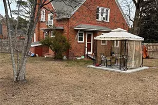 201 W 17th Street W, Lumberton, NC 28358 - Photo 3