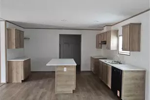 30 Old Hickory Ln, Elizabethtown, NC 28337 - Photo 3