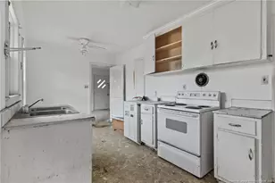 110 Quincy St, Fayetteville, NC 28301 - Photo 13