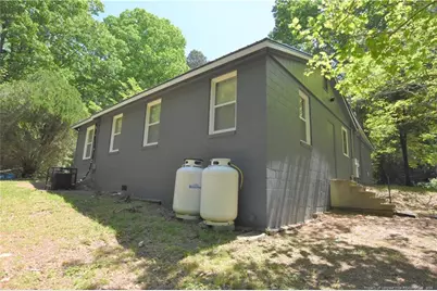 217 Grove Street, Sanford, NC 27330 - Photo 17