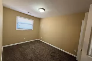 1009 Abrams St, Fayetteville, NC 28311 - Photo 7