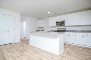 5864 Panther Dr, Hope Mills, NC 28348 - Photo 7