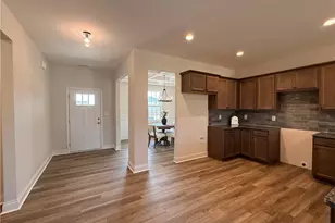 253 Crowville St, Raeford, NC 28376 - Photo 5