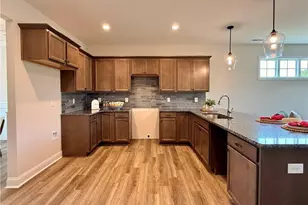 253 Crowville St, Raeford, NC 28376 - Photo 5