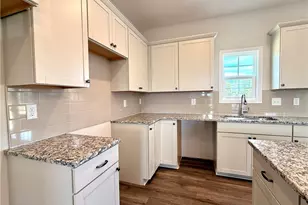 269 Crowville St, Raeford, NC 28376 - Photo 5