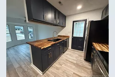 5886 Ingersol Circle, Hope Mills, NC 28348 - Photo 7