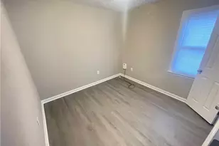 6489 Applewhite Rd, Fayetteville, NC 28304 - Photo 9