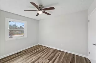 539 Nottingham Dr, Fayetteville, NC 28311 - Photo 13