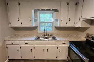 1108-B Norwood St, Fayetteville, NC 28305 - Photo 11