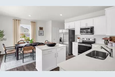 386 Hartfield Avenue, Raeford, NC 28376 - Photo 7