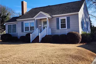 930 Chester Cir, Fayetteville, NC 28303 - Photo 3