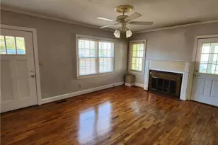 930 Chester Cir, Fayetteville, NC 28303 - Photo 19