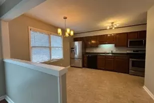 6658 Vaughn Rd, Fayetteville, NC 28304 - Photo 5