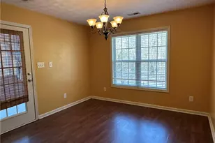 2401 Camp Lejeune Ct, Hope Mills, NC 28348 - Photo 9