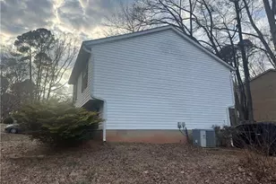 7121 Shellburne Dr, Raleigh, NC 27612 - Photo 17