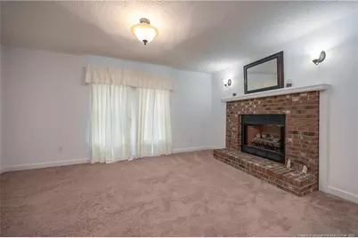 401 W Brocklyn Street, Benson, NC 27504 - Photo 25