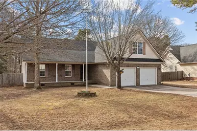 428 Dunbar Drive, Lillington, NC 27546 - Photo 3