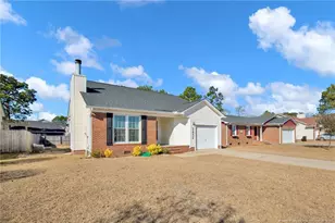 3412 Crosswinds Dr, Hope Mills, NC 28348 - Photo 3