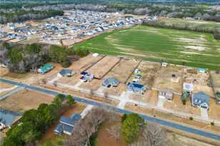 3559 Thrower Rd, Hope Mills, NC 28348 - Photo 3