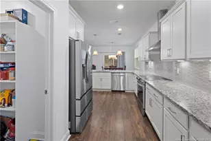 127 Plantation Dr, Southern Pines, NC 28387 - Photo 11