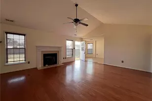 8241 English Saddle Dr, Fayetteville, NC 28314 - Photo 5