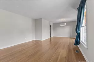 946 Pepperwood Dr, Fayetteville, NC 28311 - Photo 9