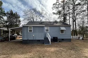 503 E 6th Ave, Raeford, NC 28376 - Photo 11