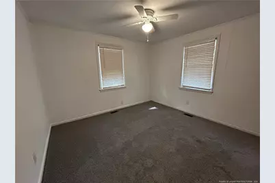 503 E Sixth Avenue, Raeford, NC 28376 - Photo 7