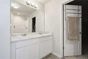 913 Sapphire Stone Ln, Hope Mills, NC 28348 - Photo 33