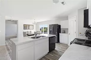 913 Sapphire Stone Ln, Hope Mills, NC 28348 - Photo 15