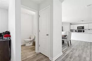 913 Sapphire Stone Ln, Hope Mills, NC 28348 - Photo 25